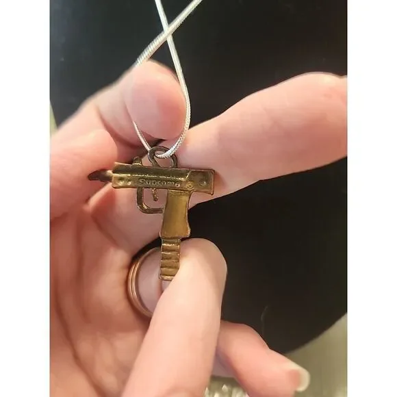 Firearm Pistol Handgun Gun Pendant & 925 Solid Sterling Silver Chain - Picture 3 of 5